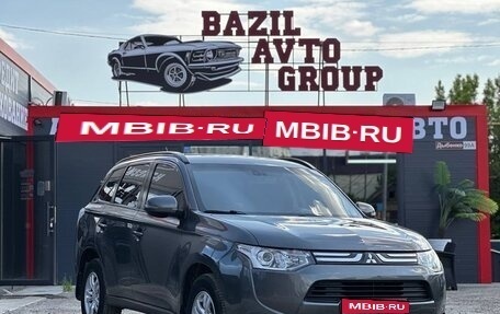 Mitsubishi Outlander III рестайлинг 3, 2013 год, 1 359 000 рублей, 1 фотография