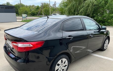 KIA Rio III рестайлинг, 2013 год, 920 000 рублей, 5 фотография