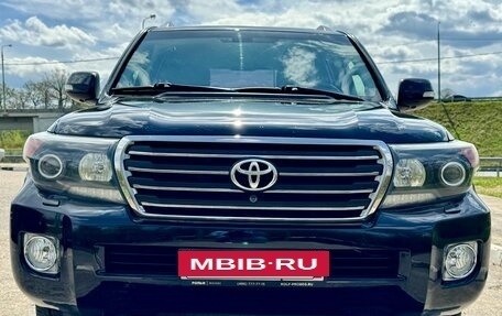Toyota Land Cruiser 200, 2015 год, 4 320 000 рублей, 2 фотография