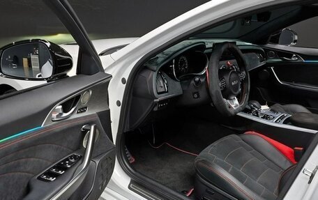KIA Stinger I, 2022 год, 2 410 006 рублей, 7 фотография