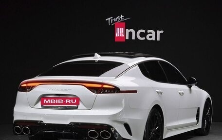 KIA Stinger I, 2022 год, 2 410 006 рублей, 3 фотография