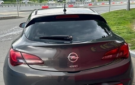 Opel Astra J, 2013 год, 870 000 рублей, 2 фотография