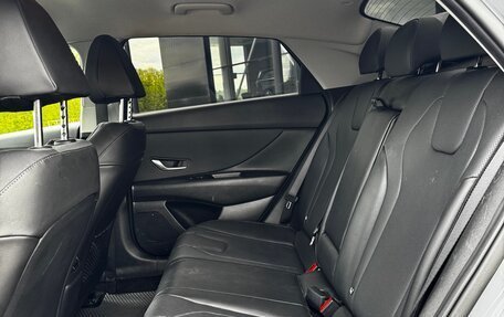 Hyundai Elantra, 2023 год, 2 430 000 рублей, 12 фотография