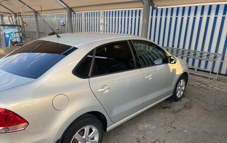 Volkswagen Polo VI (EU Market), 2012 год, 900 000 рублей, 3 фотография