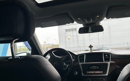 Mercedes-Benz GL-Класс, 2015 год, 3 500 000 рублей, 4 фотография