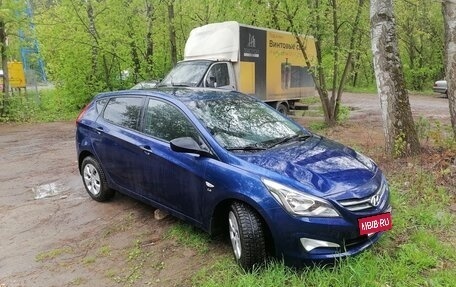 Hyundai Solaris II рестайлинг, 2015 год, 1 250 000 рублей, 2 фотография