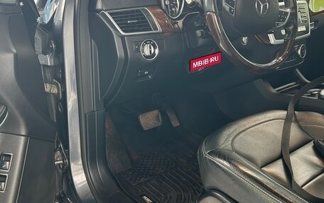 Mercedes-Benz GL-Класс, 2015 год, 3 500 000 рублей, 13 фотография