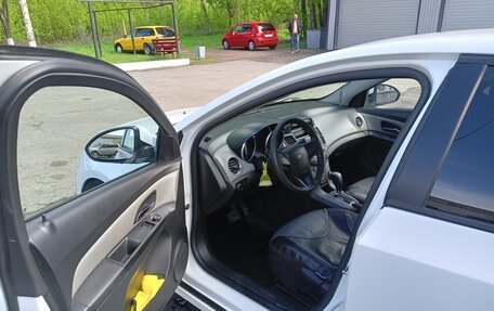 Chevrolet Cruze II, 2012 год, 600 000 рублей, 4 фотография
