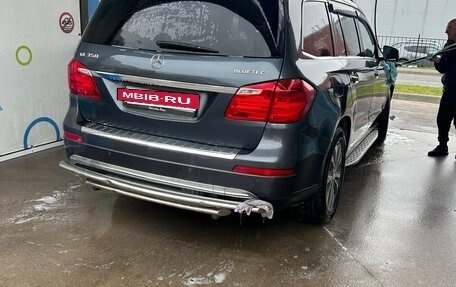 Mercedes-Benz GL-Класс, 2015 год, 3 500 000 рублей, 27 фотография