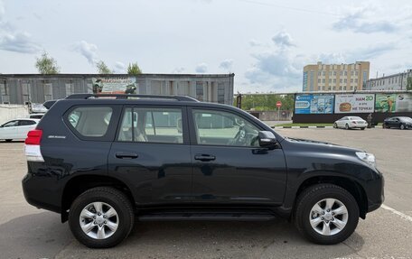 Toyota Land Cruiser Prado 150 рестайлинг 2, 2011 год, 5 600 000 рублей, 7 фотография