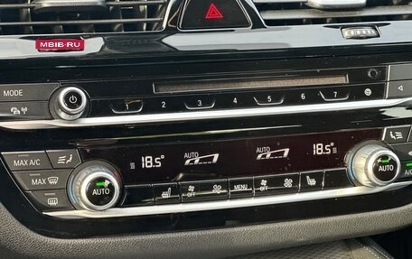 BMW 5 серия, 2017 год, 2 800 000 рублей, 8 фотография