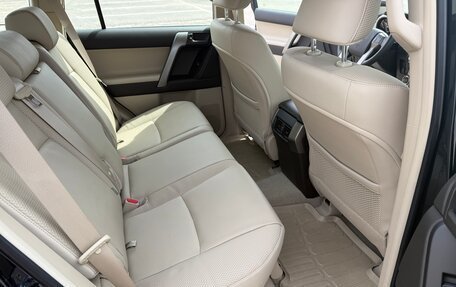 Toyota Land Cruiser Prado 150 рестайлинг 2, 2011 год, 5 600 000 рублей, 18 фотография