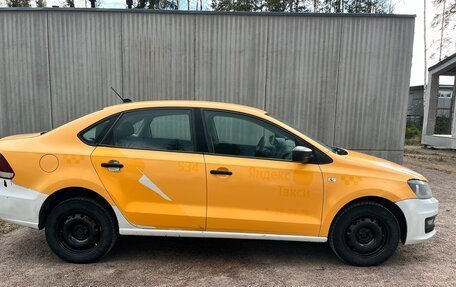 Volkswagen Polo VI (EU Market), 2019 год, 600 000 рублей, 4 фотография