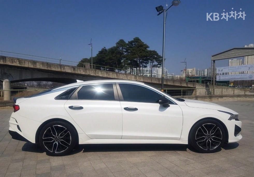 KIA K5, 2022 год, 1 803 000 рублей, 2 фотография