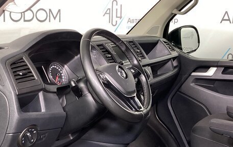 Volkswagen Caravelle T6 рестайлинг, 2018 год, 3 797 000 рублей, 11 фотография
