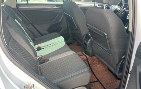 Volkswagen Tiguan II, 2018 год, 2 690 000 рублей, 24 фотография