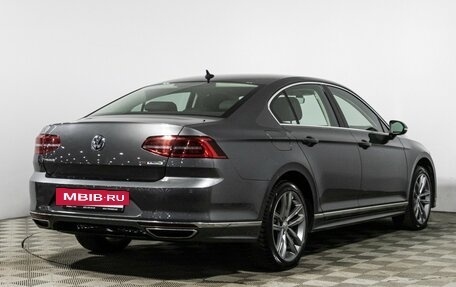 Volkswagen Passat B8 рестайлинг, 2017 год, 1 850 606 рублей, 5 фотография
