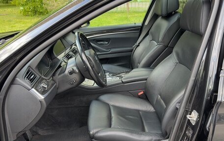 BMW 5 серия, 2011 год, 2 200 000 рублей, 12 фотография