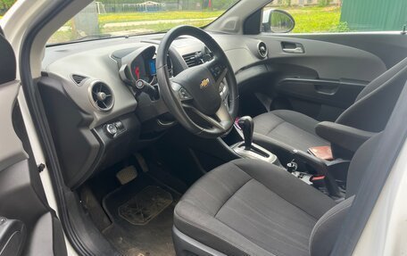 Chevrolet Aveo III, 2015 год, 880 000 рублей, 3 фотография