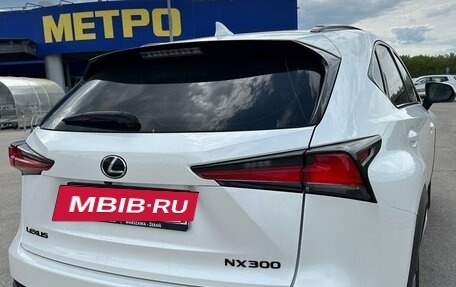 Lexus NX I, 2018 год, 3 390 000 рублей, 18 фотография