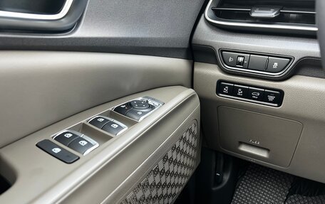 KIA Carnival, 2024 год, 5 990 000 рублей, 13 фотография