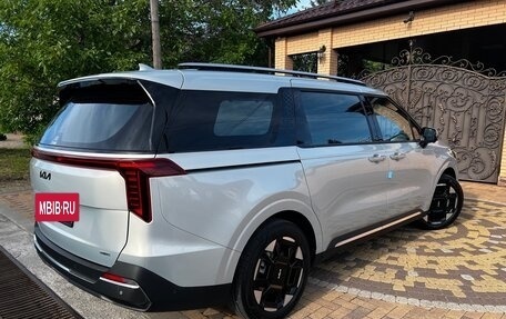 KIA Carnival, 2024 год, 5 990 000 рублей, 6 фотография