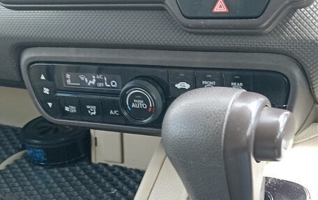 Honda N-BOX II, 2019 год, 990 000 рублей, 14 фотография