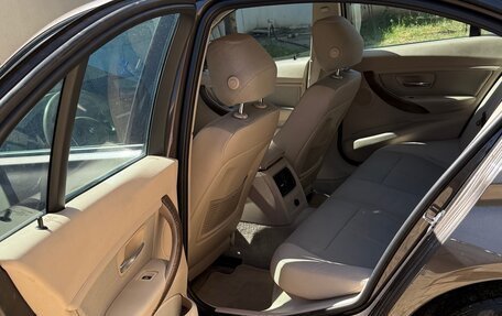 BMW 3 серия, 2013 год, 1 830 000 рублей, 15 фотография