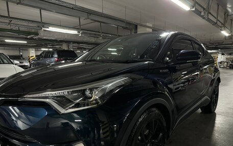 Toyota C-HR I рестайлинг, 2019 год, 2 550 000 рублей, 2 фотография