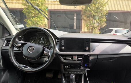 Skoda Rapid II, 2020 год, 1 800 000 рублей, 10 фотография