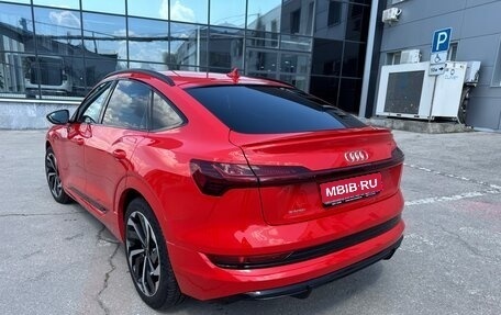Audi e-tron Sportback I, 2021 год, 4 900 000 рублей, 1 фотография