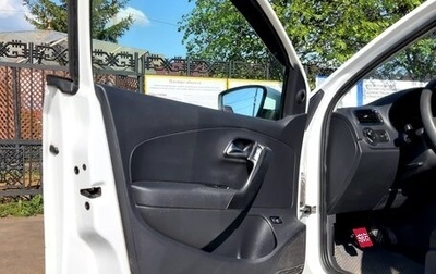 Volkswagen Polo VI (EU Market), 2013 год, 440 000 рублей, 1 фотография