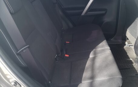 Toyota RAV4, 2015 год, 2 400 000 рублей, 9 фотография