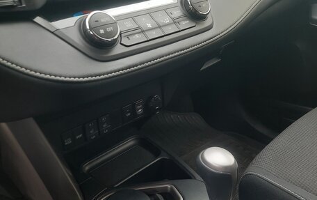 Toyota RAV4, 2015 год, 2 400 000 рублей, 12 фотография