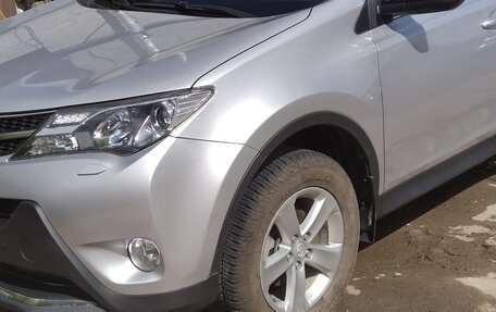 Toyota RAV4, 2013 год, 2 000 000 рублей, 16 фотография