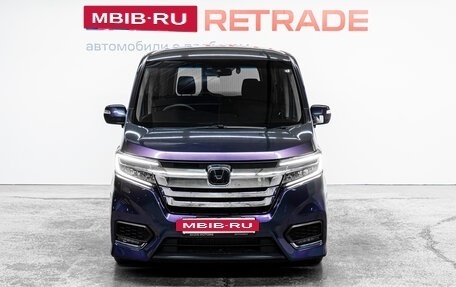 Honda Stepwgn IV, 2019 год, 2 780 000 рублей, 2 фотография