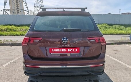 Volkswagen Tiguan II, 2021 год, 3 300 000 рублей, 4 фотография