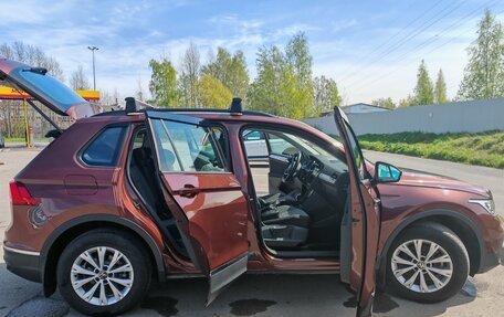 Volkswagen Tiguan II, 2021 год, 3 300 000 рублей, 23 фотография