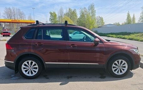 Volkswagen Tiguan II, 2021 год, 3 300 000 рублей, 6 фотография