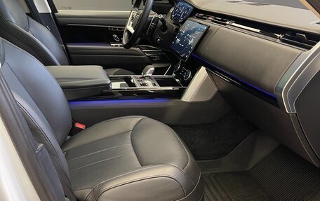 Land Rover Range Rover IV рестайлинг, 2022 год, 20 500 000 рублей, 11 фотография