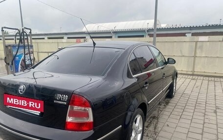 Skoda Superb III рестайлинг, 2007 год, 770 000 рублей, 4 фотография