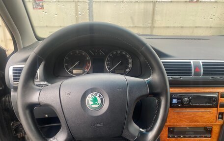 Skoda Superb III рестайлинг, 2007 год, 770 000 рублей, 21 фотография