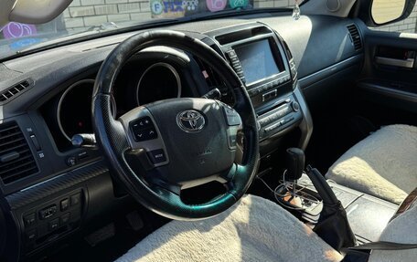 Toyota Land Cruiser 200, 2008 год, 2 350 000 рублей, 6 фотография