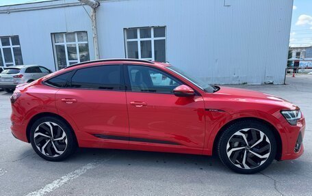 Audi e-tron Sportback I, 2021 год, 4 900 000 рублей, 5 фотография