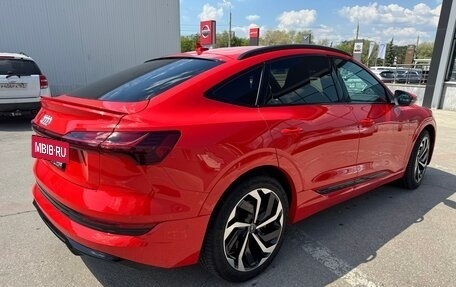 Audi e-tron Sportback I, 2021 год, 4 900 000 рублей, 6 фотография