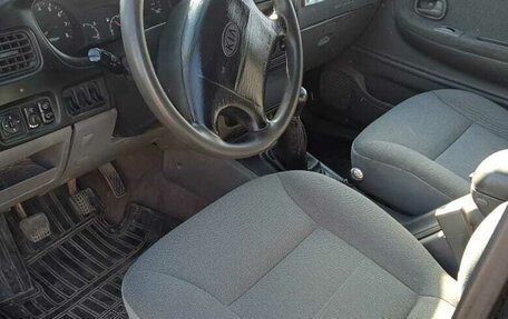 KIA Sportage IV рестайлинг, 2002 год, 280 000 рублей, 6 фотография