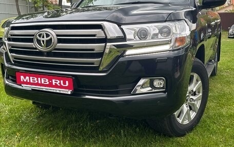 Toyota Land Cruiser 200, 2018 год, 8 329 000 рублей, 18 фотография