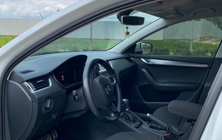 Skoda Octavia, 2018 год, 2 050 000 рублей, 11 фотография