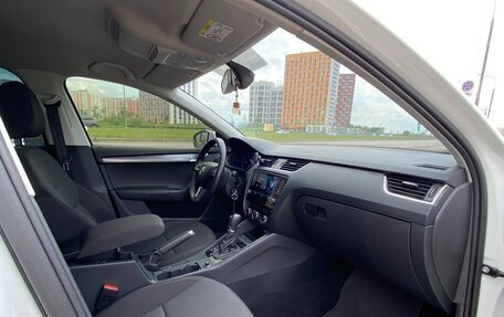 Skoda Octavia, 2018 год, 2 050 000 рублей, 14 фотография