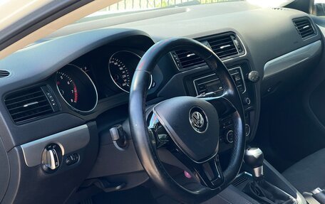Volkswagen Jetta VI, 2016 год, 1 349 000 рублей, 16 фотография